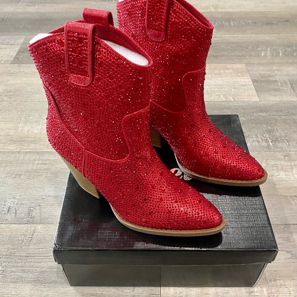 Forever Shoes - Red Rhinestone Cowgirl Sparkling Pull-on Christmas Party Forever Ankle Booties